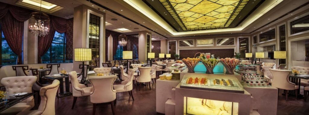 Шанхай: Guangdong Hotel Shanghai