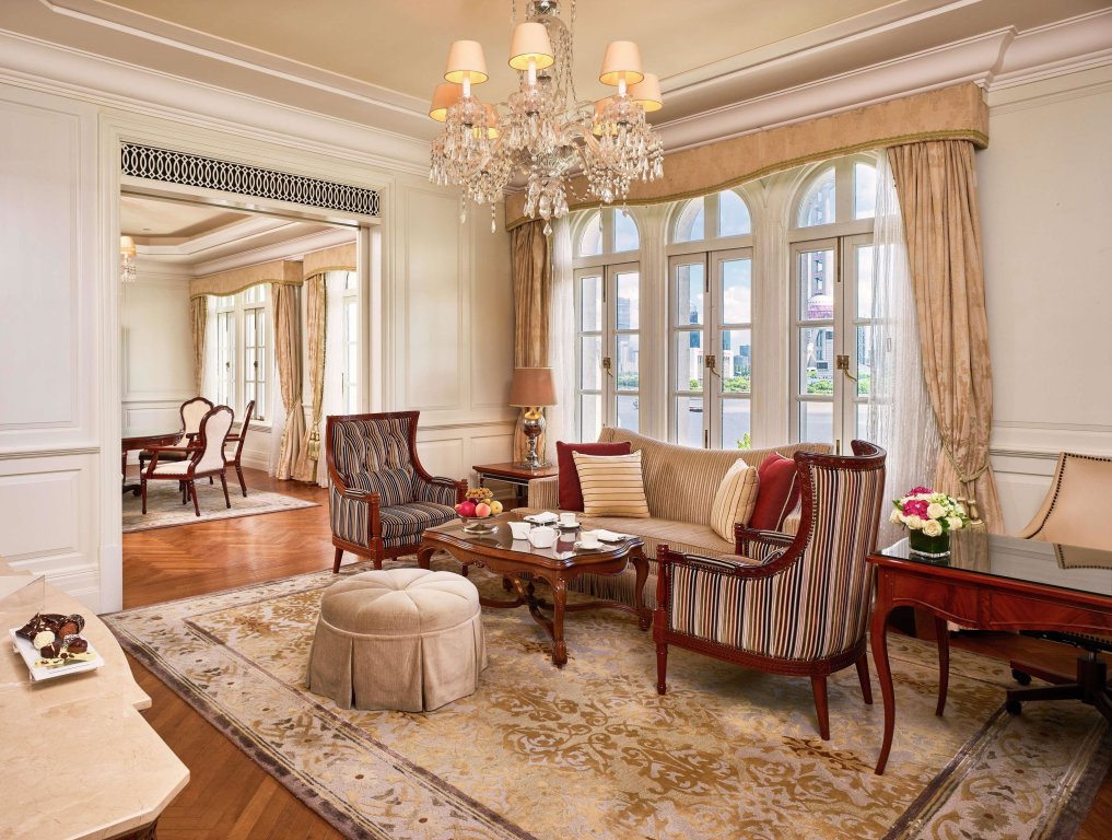 Шанхай: Waldorf Astoria Shanghai on the Bund