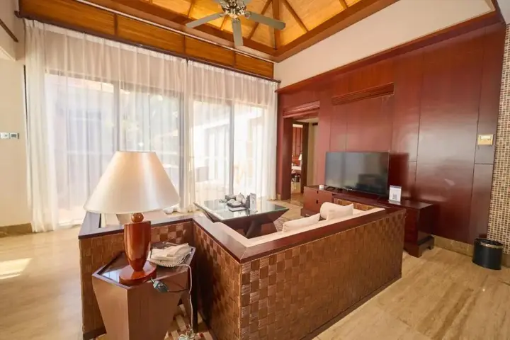 Санья: Grand Metropark Villa Resort Sanya Yalong Bay