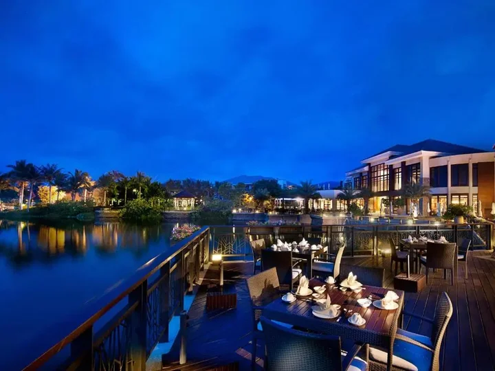 Санья: Grand Metropark Villa Resort Sanya Yalong Bay