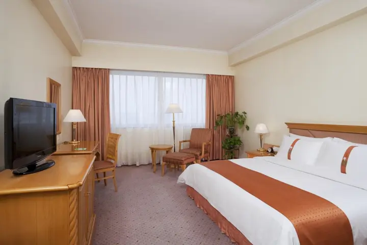 Пекин: Holiday Inn Beijing Chang An West by IHG