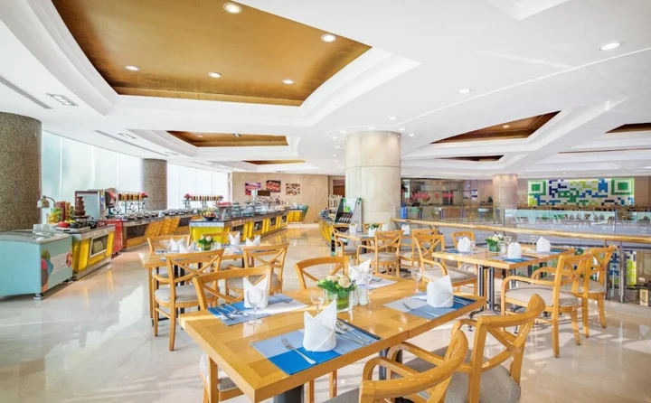 Пекин: Holiday Inn Beijing Chang An West by IHG