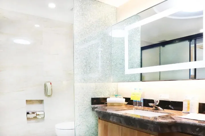 Пекин: Holiday Inn Beijing Chang An West by IHG