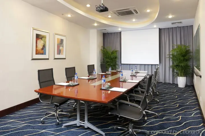 Пекин: Holiday Inn Beijing Chang An West by IHG