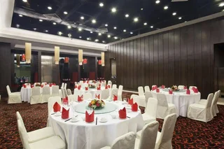 Суйфэньхэ: Holiday Inn Suifenhe