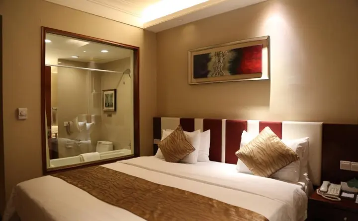Циндао: Qingdao Blue Horizon Hotel Licang