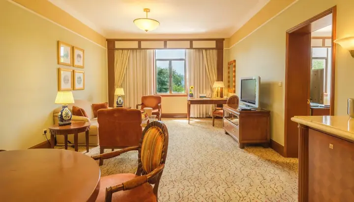 Ханчжоу: Shangri-La Hangzhou