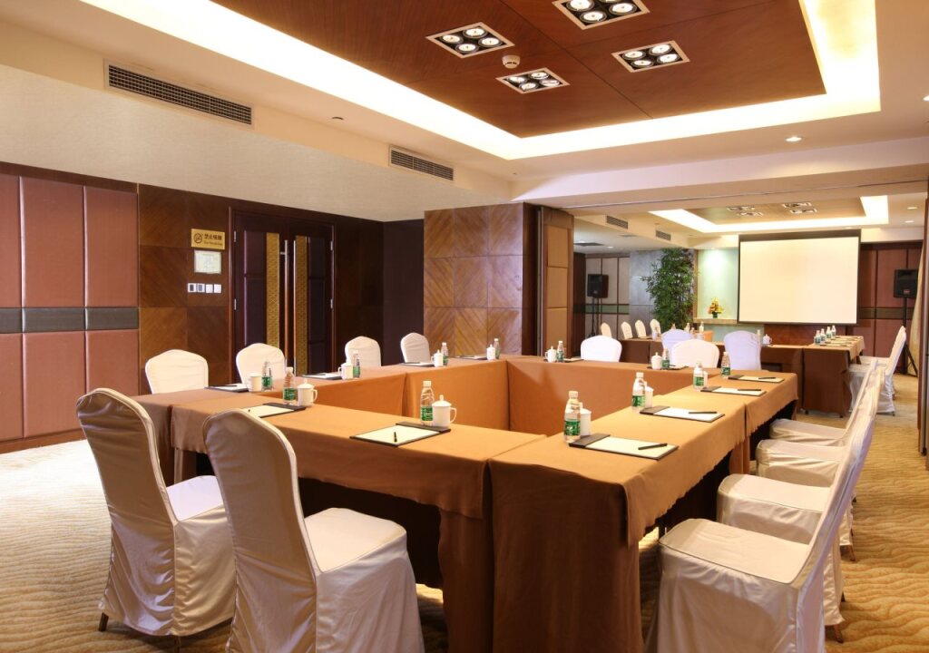 Пекин: Yuyang (River View) Hotel