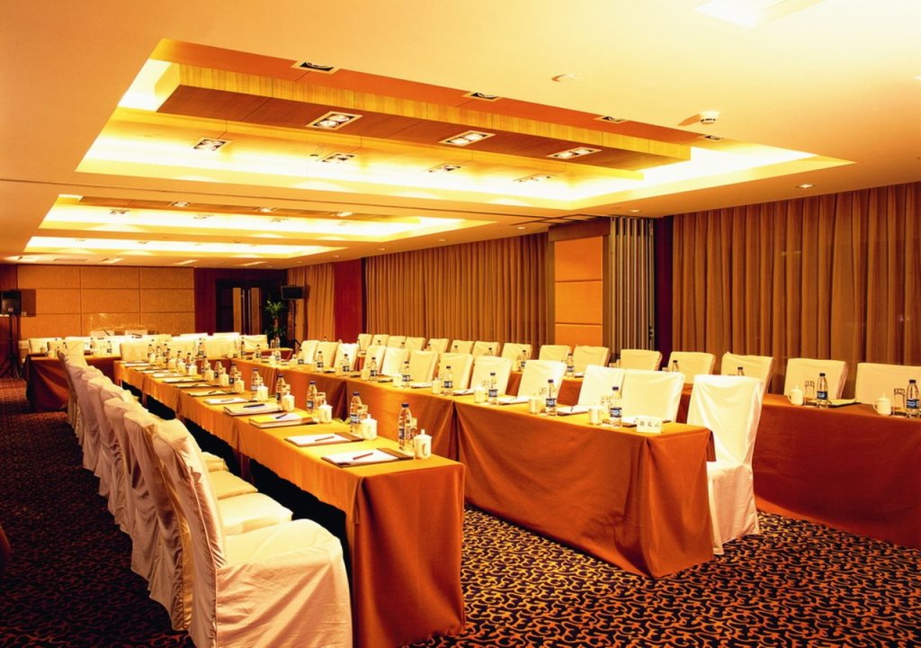 Пекин: Yuyang (River View) Hotel
