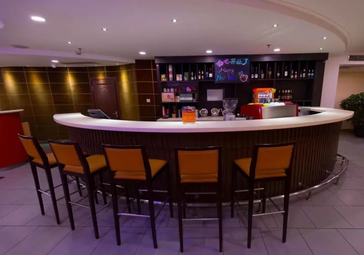 Шэньян: ibis Shenyang Taiyuan Street