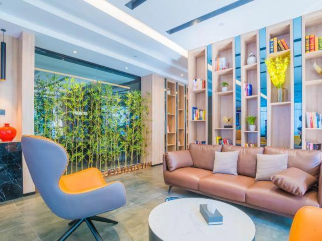 Сямынь: Youth Sunshine S Hotel (Xiamen SM Plaza Songbai Rainbow)