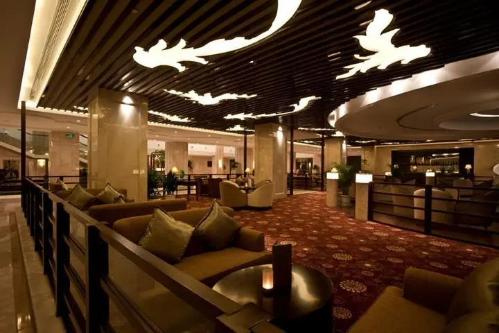 Шаоксинг: Howard Johnson Tongfang Plaza Zhuji