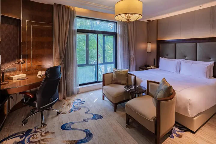Шанхай: InterContinental Shanghai Ruijin by IHG