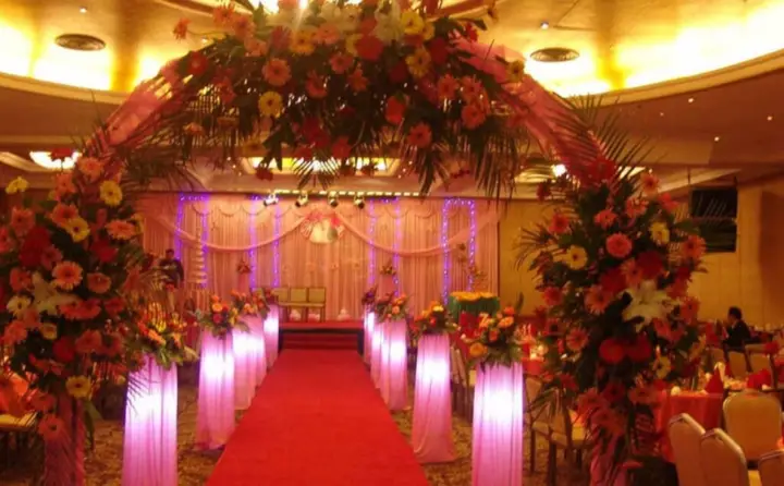 carousel image 3