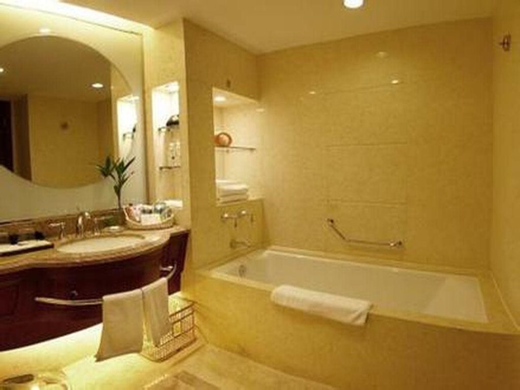 Чанчжоу: Jinling Liyang Palace