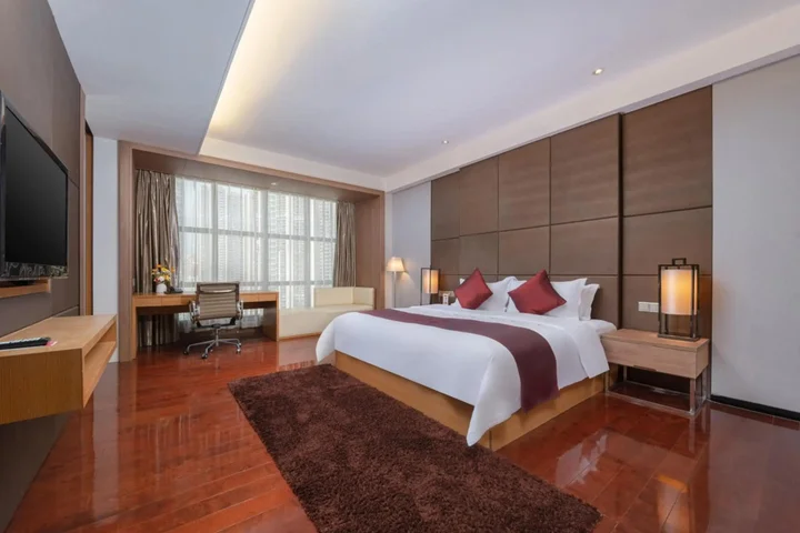 Шэньчжэнь: Ramada Plaza Shenzhen North