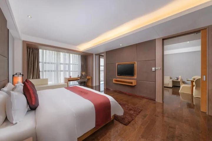 Шэньчжэнь: Ramada Plaza Shenzhen North