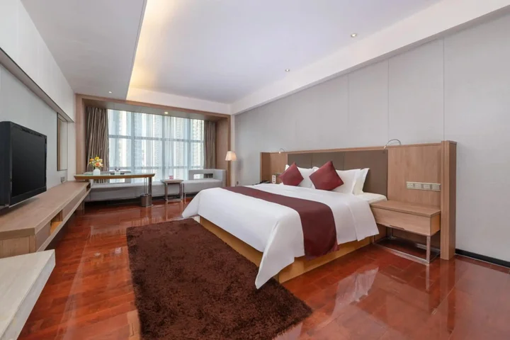 Шэньчжэнь: Ramada Plaza Shenzhen North