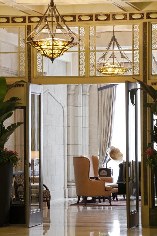 Шанхай: Fairmont Peace Hotel