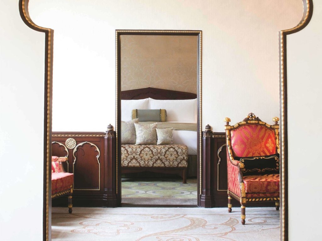 Шанхай: Fairmont Peace Hotel