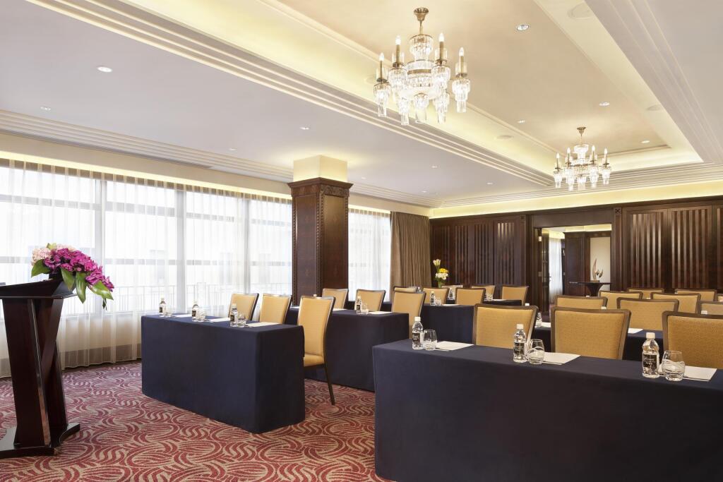 Шанхай: Fairmont Peace Hotel