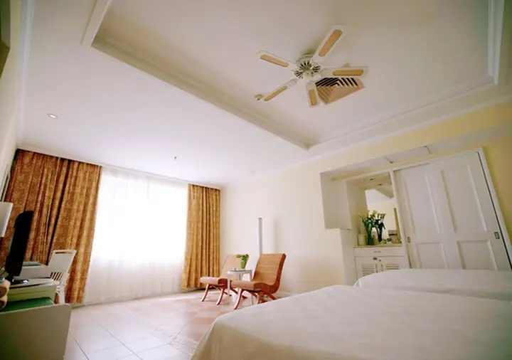 Санья: Sunshine Resort Intime Sanya