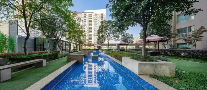 Чэнду: Cresasia Residence