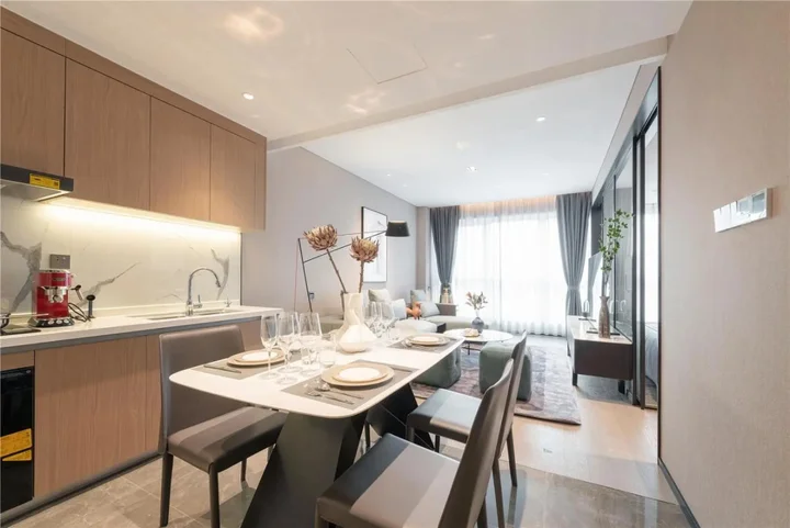 Чэнду: Cresasia Residence