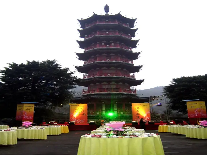 Гуйлинь: Hotel Universal Guilin