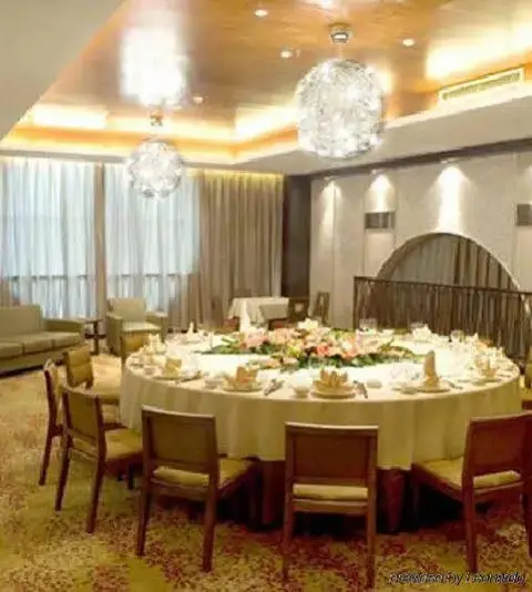 Хуайань: Sanwant Hotel Huaian
