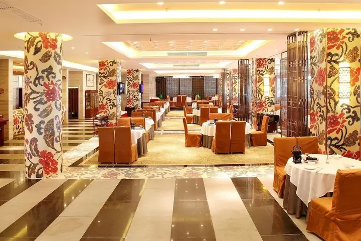 Гуанчжоу: He Xing Hotel 