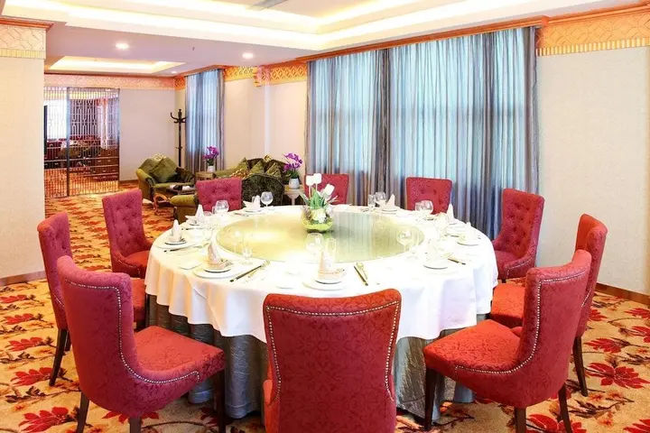 Гуанчжоу: He Xing Hotel 