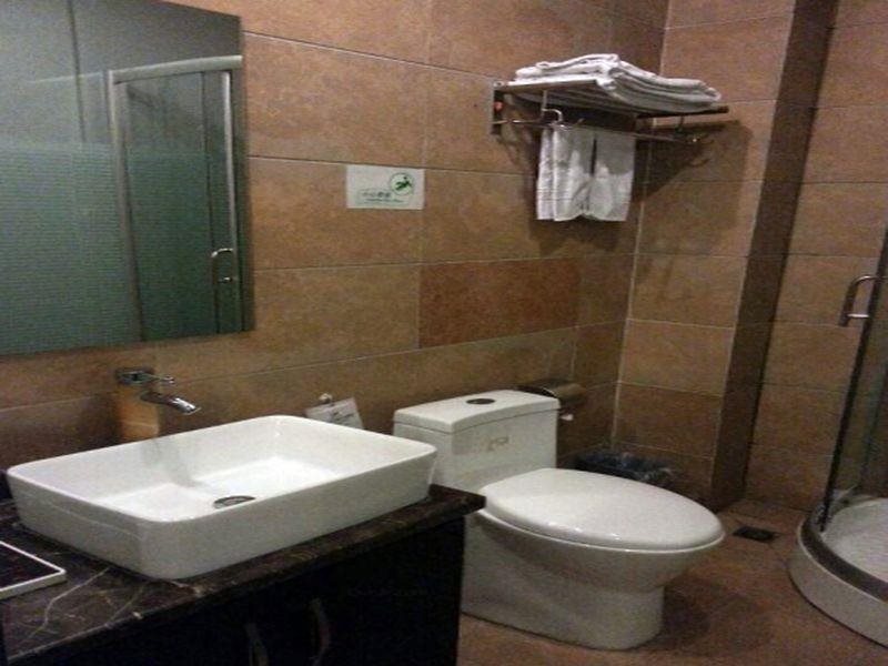 Гуйлинь: Guilin Homeland Riverview Hotel