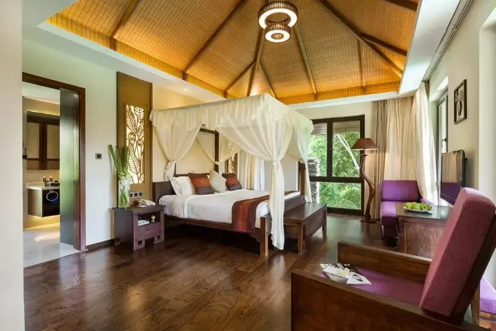 Санья: Yalong Bay Villas & Spa