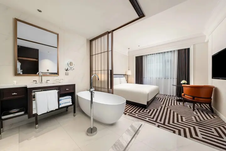 Шанхай: Wyndham Shanghai Hongqiao