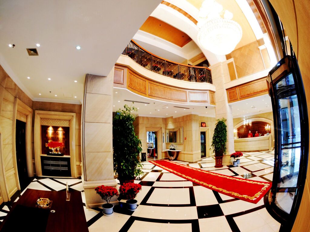 Харбин: Harbin Gfour Holiday Hotel