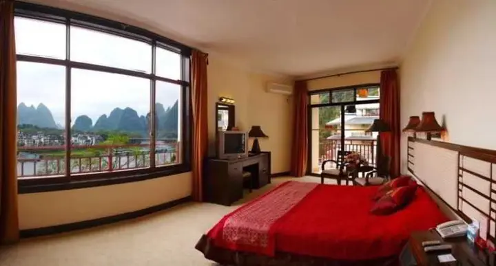 Яншо: Yangshuo Tangrenjie Hotel
