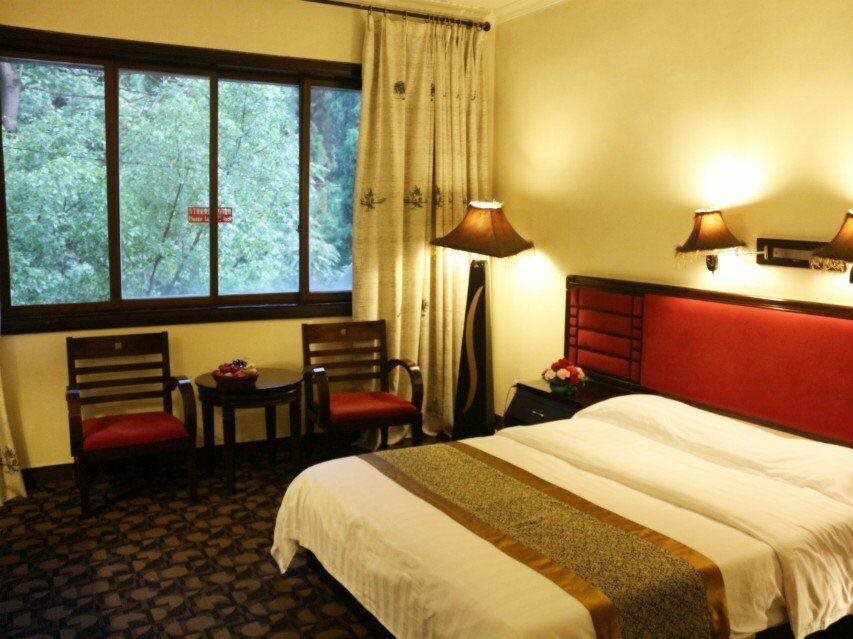 Яншо: Yangshuo Tangrenjie Hotel