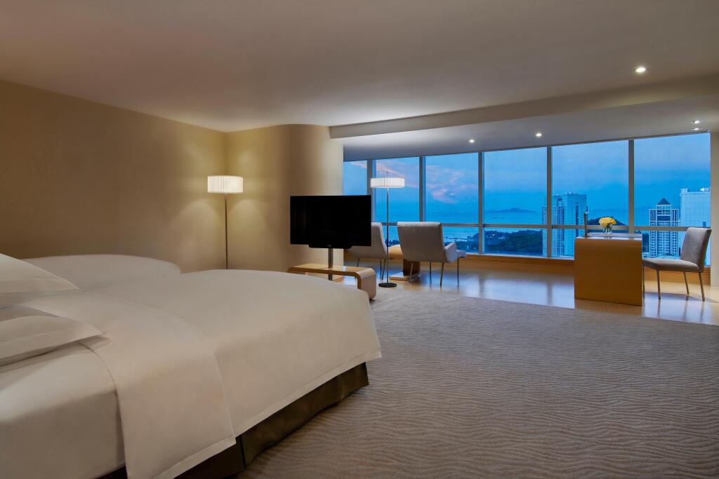 Crowne Plaza Zhuhai City Center by IHG — фото 2