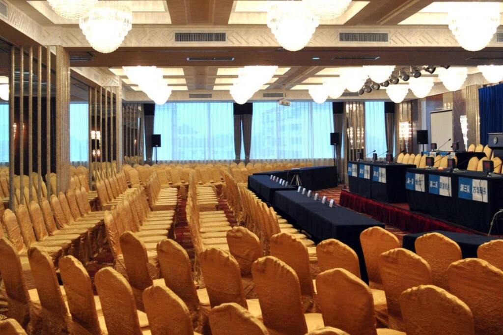 Яньтай: Yantai Jinghai Hotel