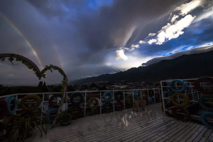 Дали: Yinfeng Hotel