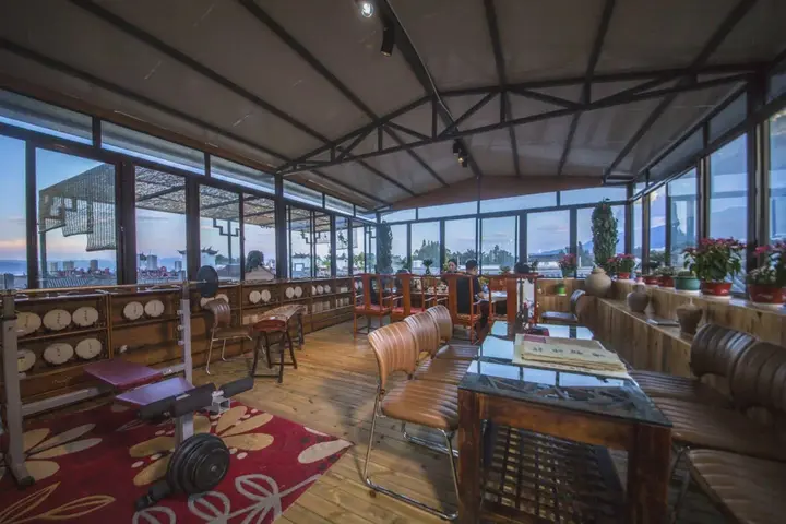 Дали: Yinfeng Hotel