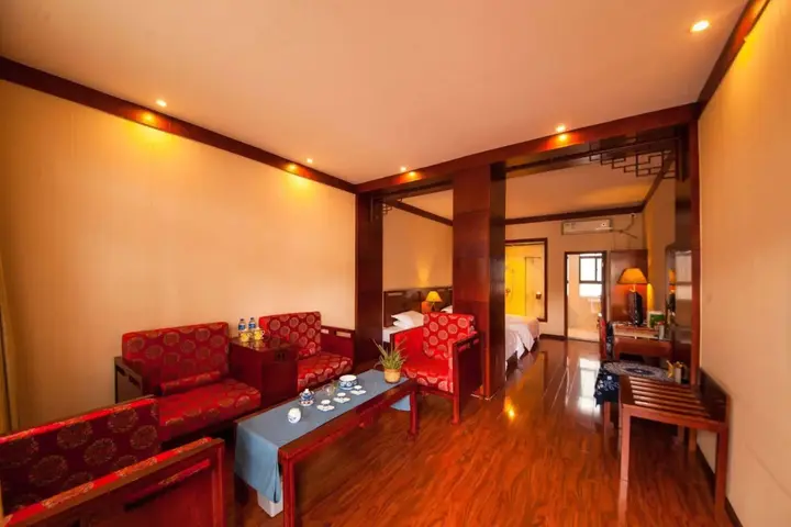 Дали: Yinfeng Hotel