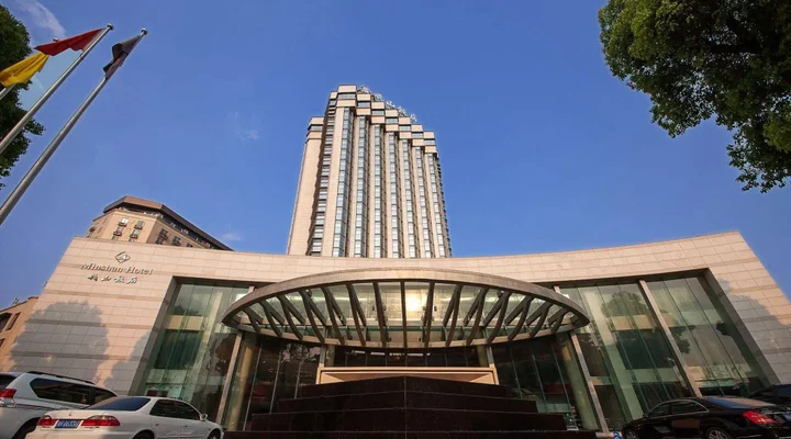 Чэнду: Minshan Hotel - Chengdu
