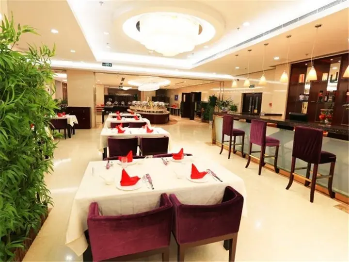 Пекин: Zhongyi Pengao Hotel