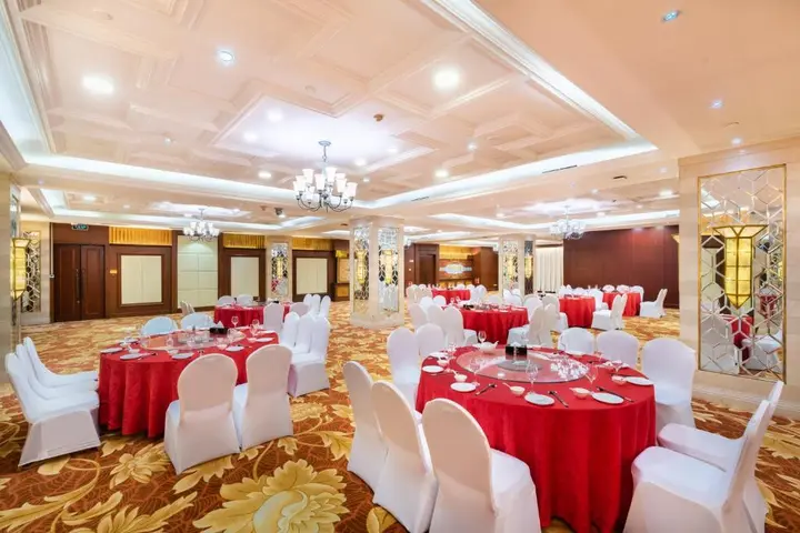 Тяньцзинь: Golden Ocean Hotel