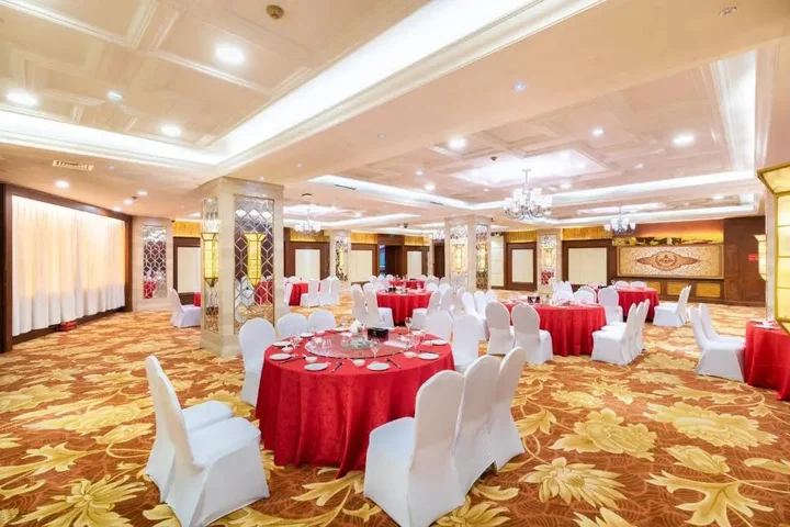 Тяньцзинь: Golden Ocean Hotel