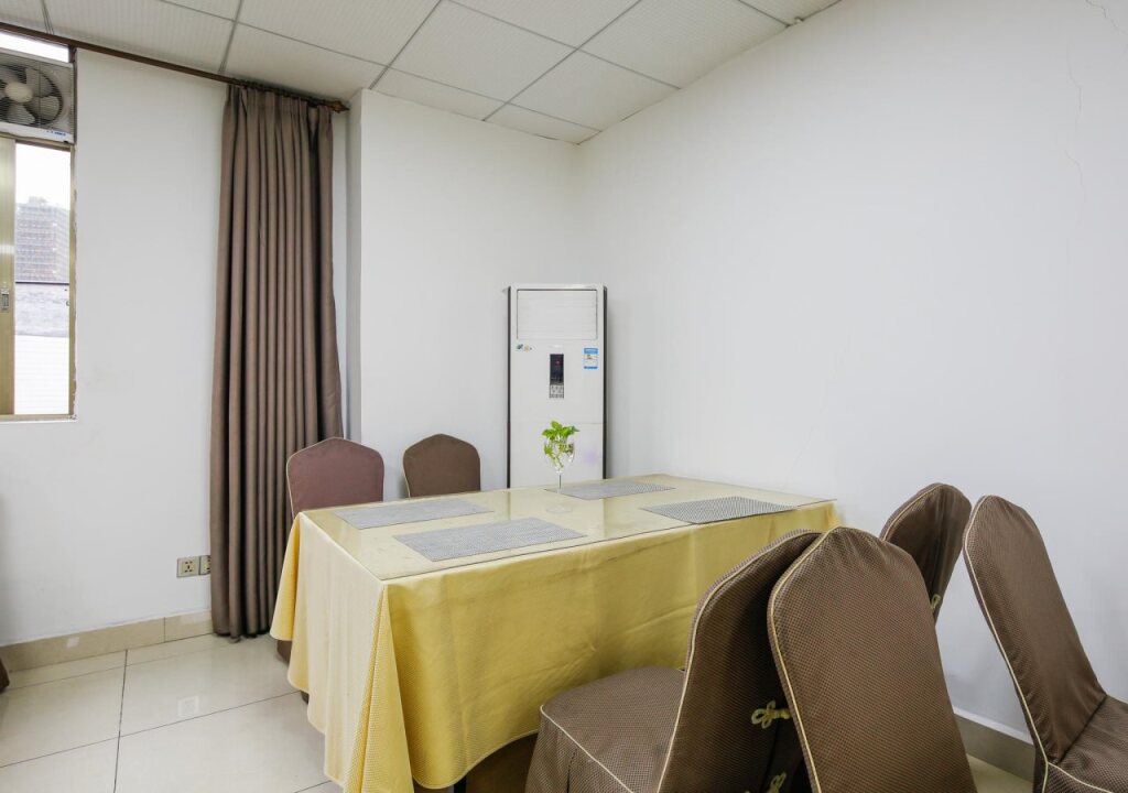 Гуанчжоу: Guanghua Hotel
