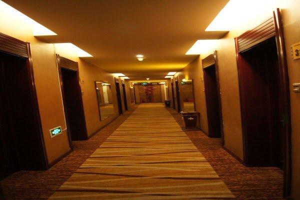 Хулун-Буир: Longhua Hotel