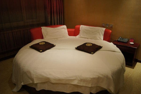 Хулун-Буир: Longhua Hotel